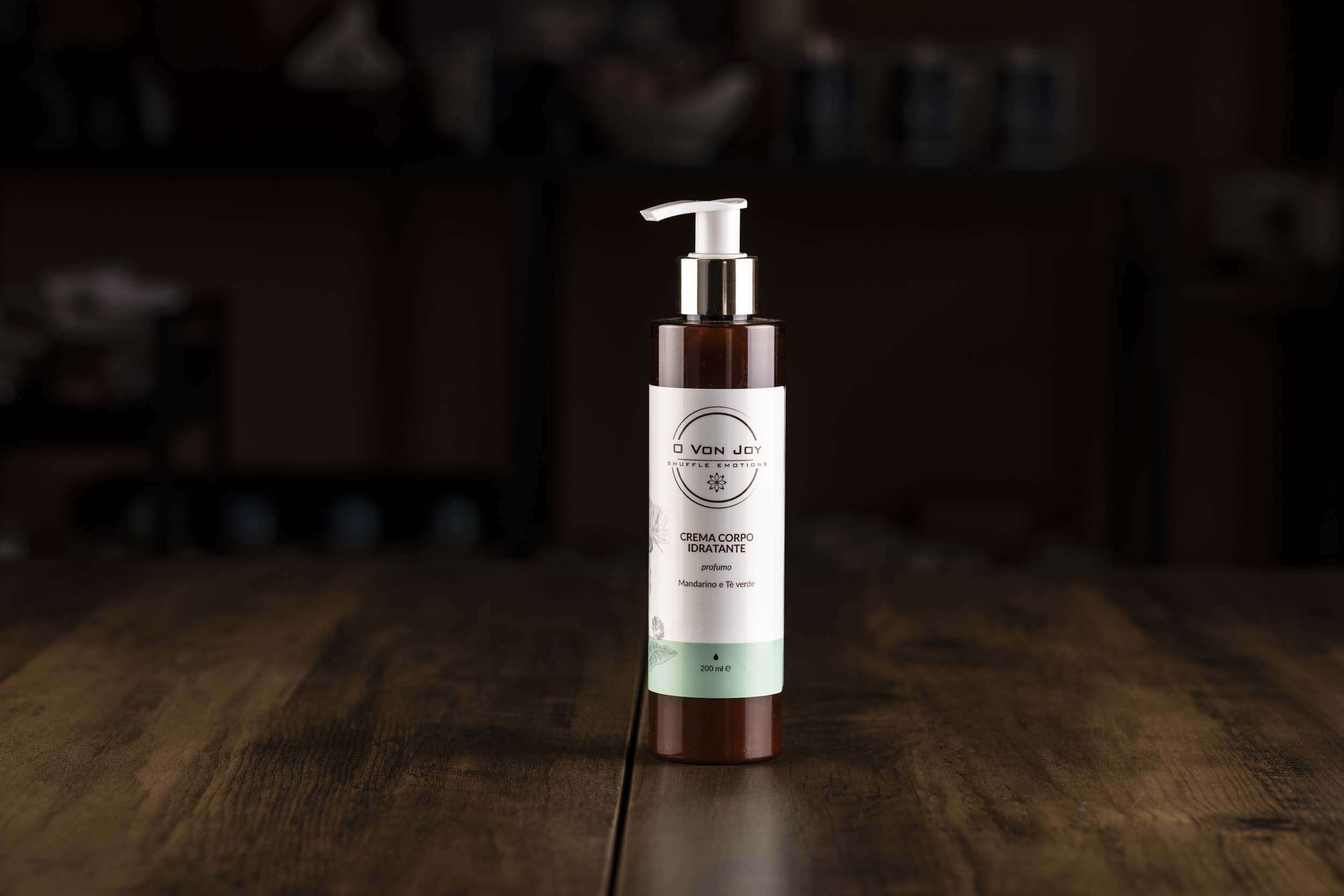 CREMA CORPO: MANDARINO E Tè VERDE